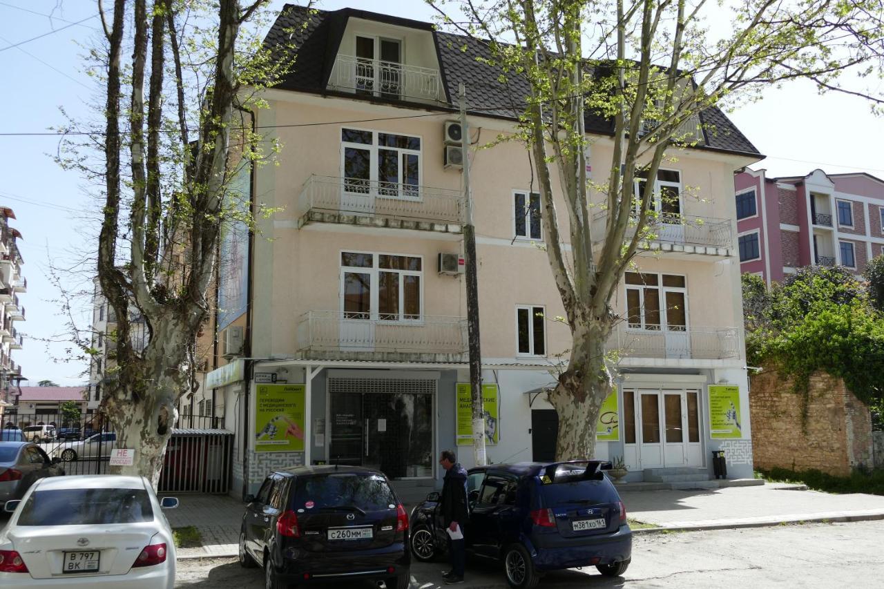Apartments Na Beregu Sukhumi Exterior photo